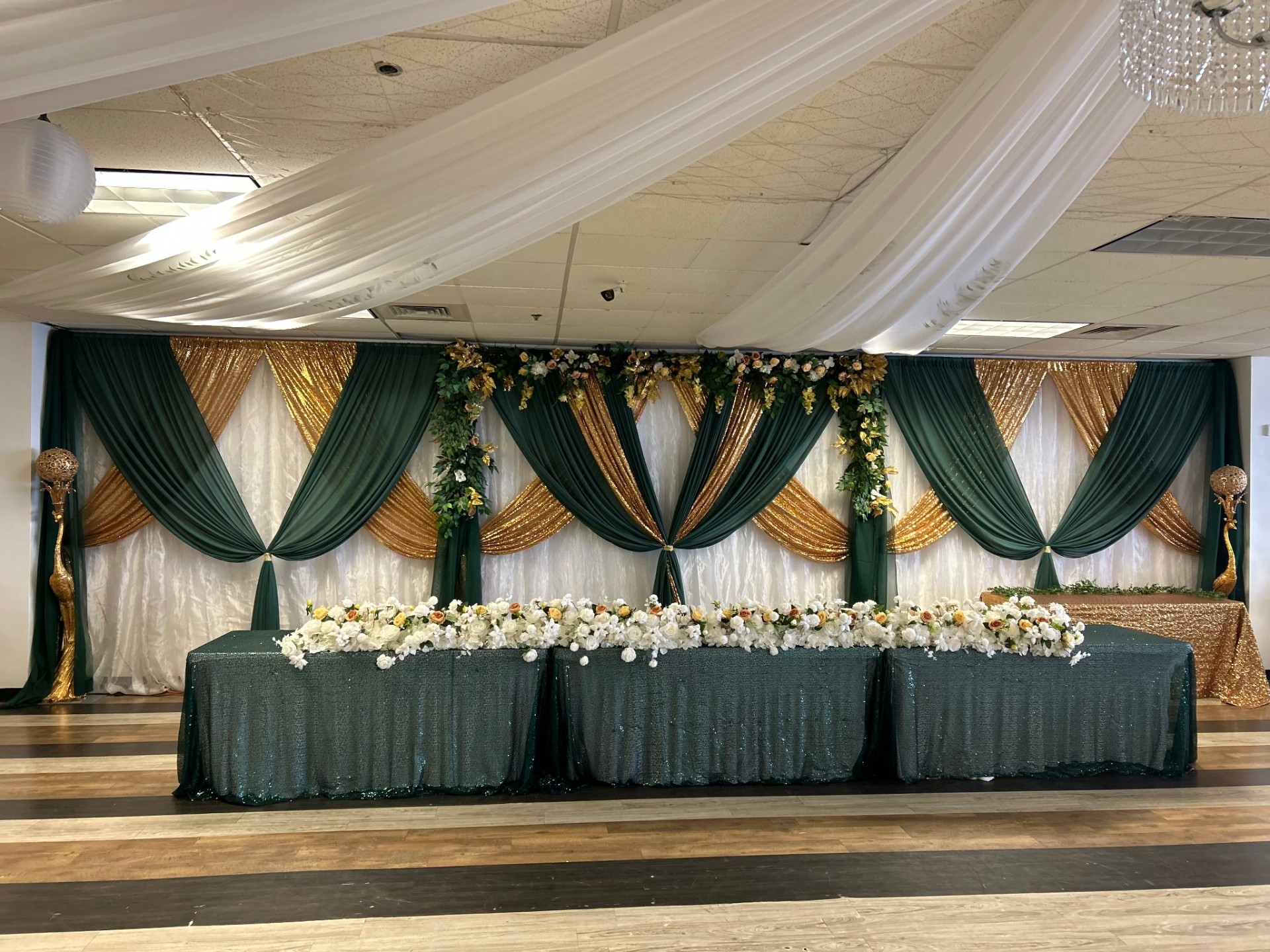 Elegant wedding reception decor and styling